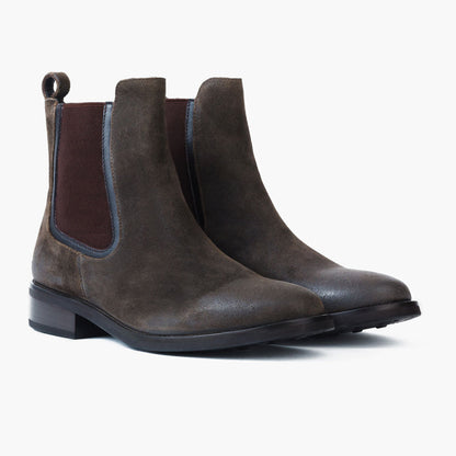 Duchess Chelsea boots i mörk oliv mocka – sidovy
