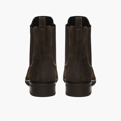 Duchess Chelsea boots i mörk oliv mocka – detalj