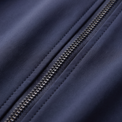 VESTE D’EXTÉRIEUR FONCTIONNELLE À CAPUCHE