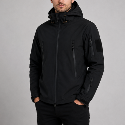 VESTE SOFTSHELL TACTIQUE DÉPERLANTE À CAPUCHE
