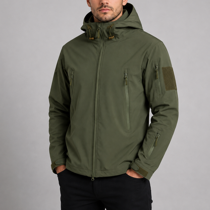 VESTE SOFTSHELL TACTIQUE DÉPERLANTE À CAPUCHE