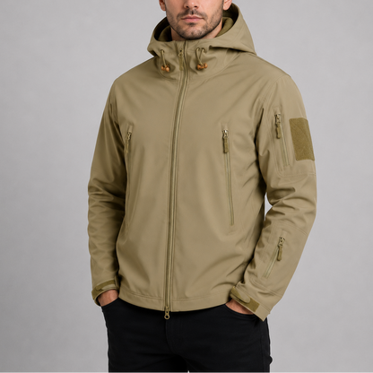 VESTE SOFTSHELL TACTIQUE DÉPERLANTE À CAPUCHE
