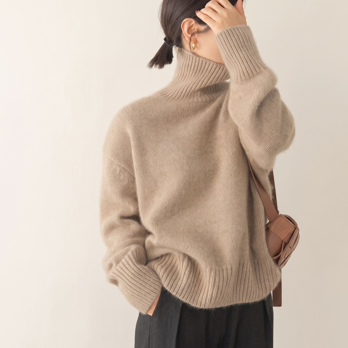 AMELIA CHANDAIL À COL ROULÉ EN TRICOT DOUX
