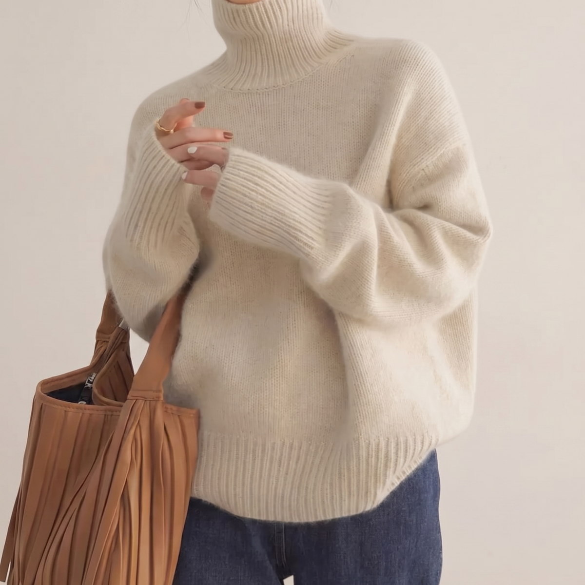 AMELIA CHANDAIL À COL ROULÉ EN TRICOT DOUX